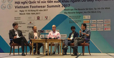 panel_discussion_in_vietnam